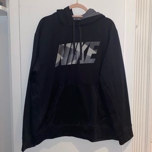 ThermaFit Nike hoodie! ✔️